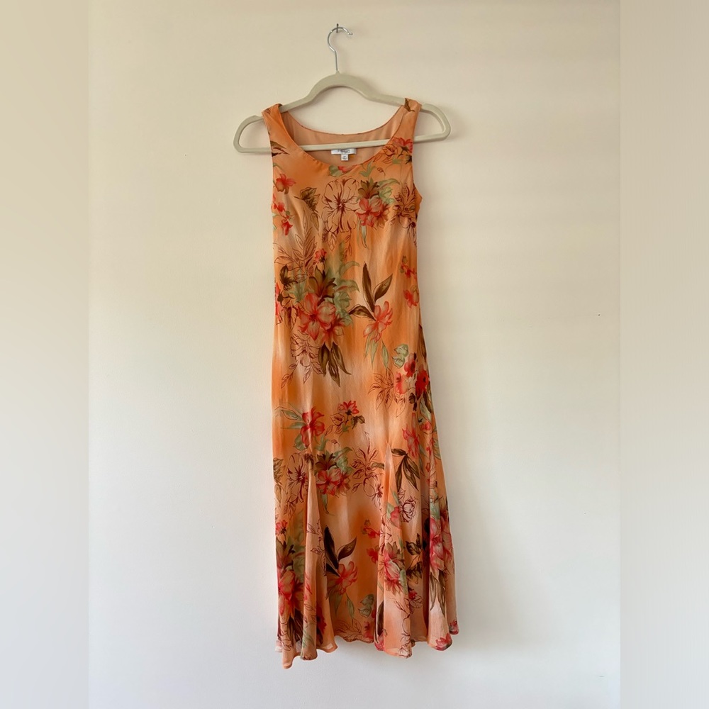 Peachy orange floral patterned 4p dress barn dress